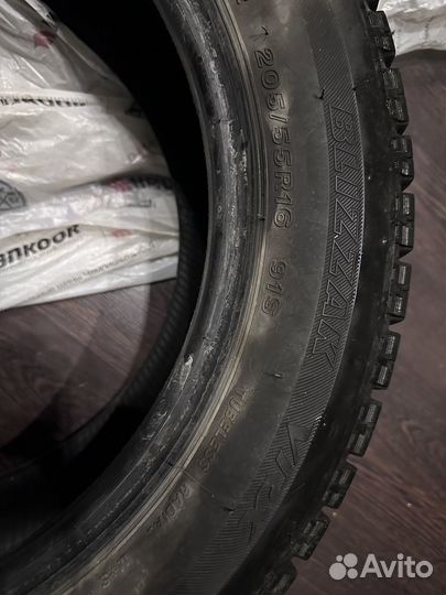 Bridgestone Blizzak VRX 205/55 R16 91S