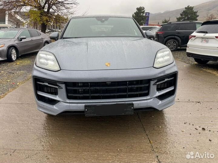 Porsche Cayenne 3.0 AT, 2023, 35 км