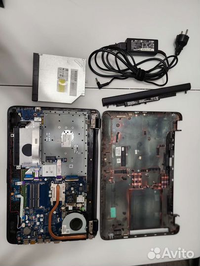 Ноутбук HP 250 G4 на запчасти