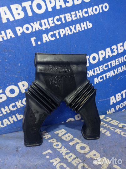 Воздуховод Ford Focus 2 седан 2004