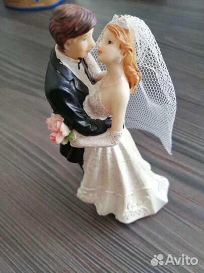 Фигурка для свадебного торта