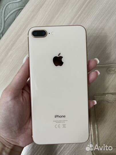 Телефон iPhone 8 plus