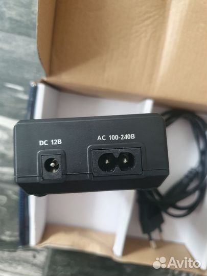 Зарядное устройство robiton новое