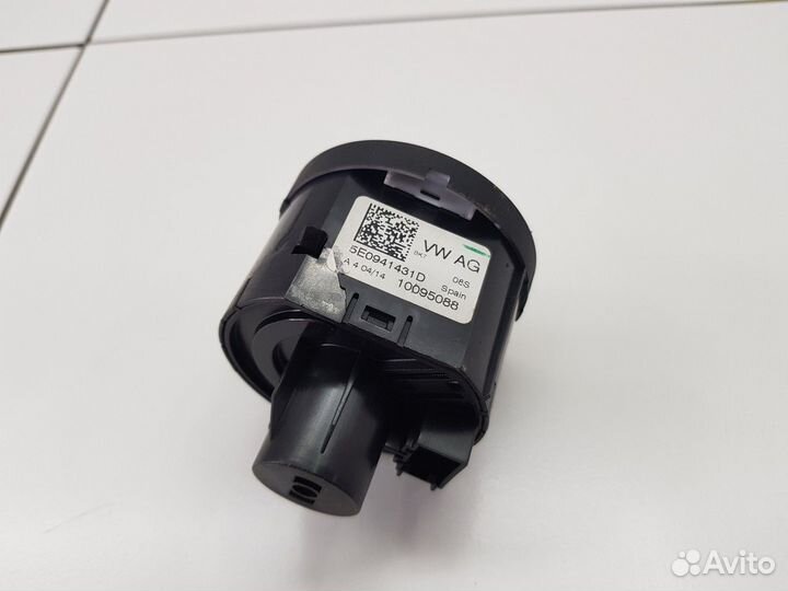 Переключатель света фар (Skoda Octavia)