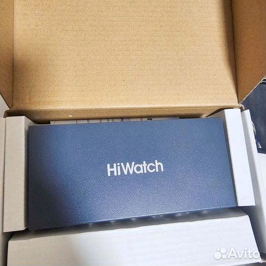 Коммутатор DS-S604P