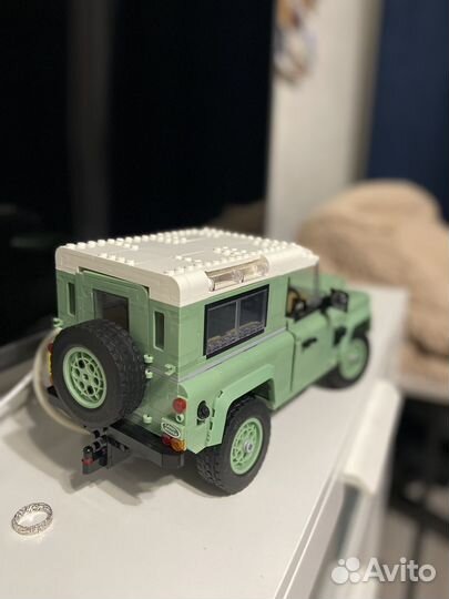 Lego Land Rover Defender