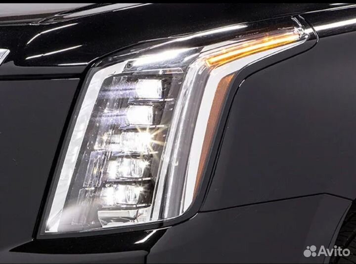 Стекла фар Cadillac Escalade 4 k2 2014-2020 г.в