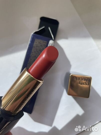 Estee lauder помада новая