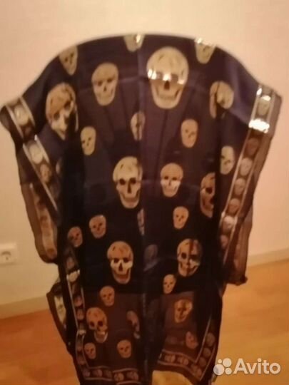 Шелковый шарф