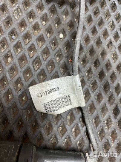 Датчик ABS Volvo FH4 21296829