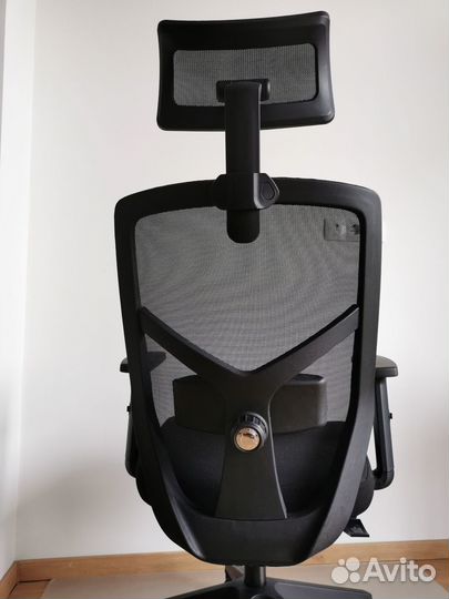 Компьютерное кресло