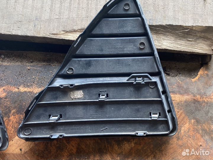 Накладки передние форд фокус 3