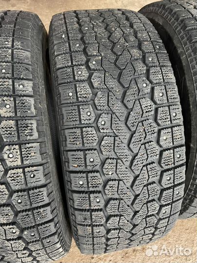 Yokohama Ice Guard F700S 205/55 R16