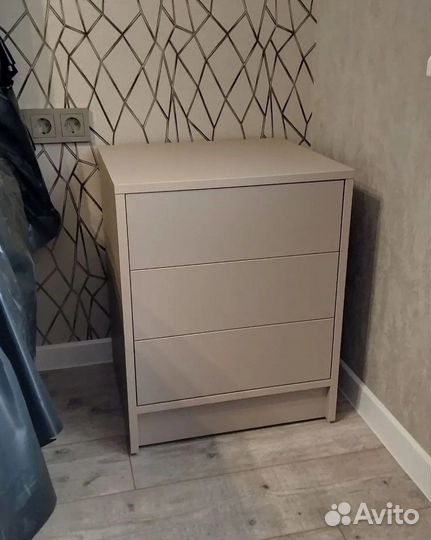 Тумба в спальню