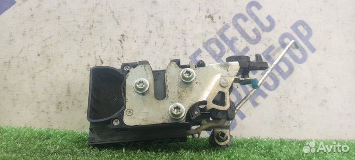 Замок двери задний левый Chevrolet Lacetti седан