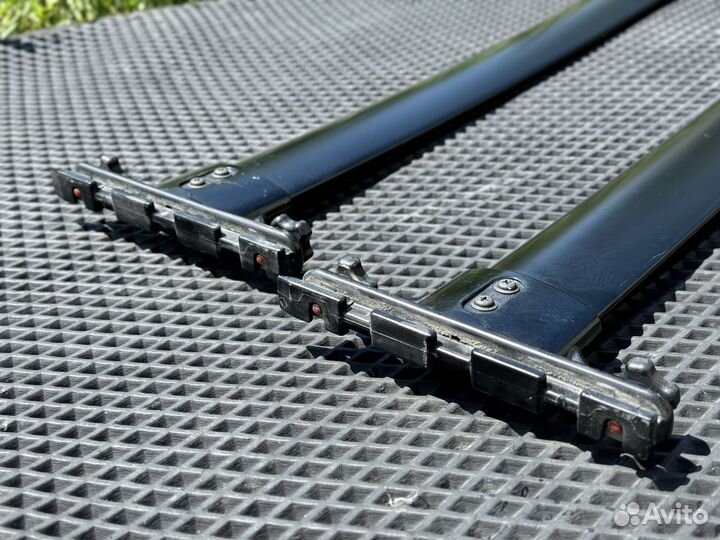 Рейлинги поперечные на крышу Lexus Toyota