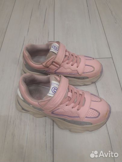 Кроссовки для девочки 34 размер