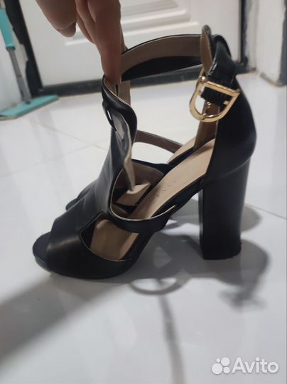 Босоножки туфли р.40