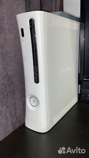 Xbox 360 fat 500гб,прошитый