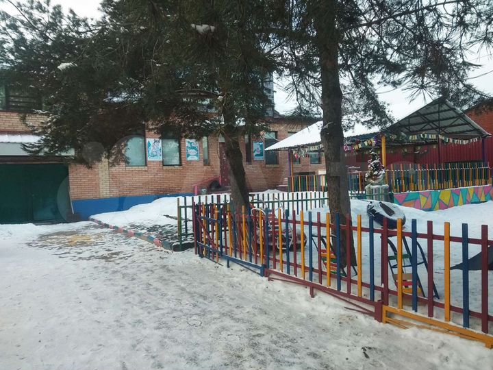 Коттедж 353 м² на участке 11 сот.