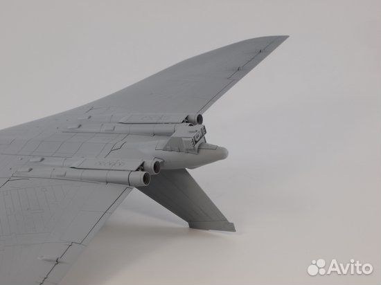 Сборная модель самолета Great Wall L1002