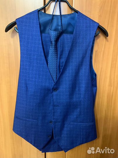 Костюм мужской