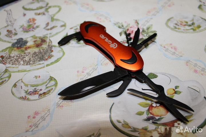 Нож складной карманный