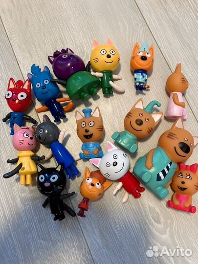 Игрушки маленькие Три кота