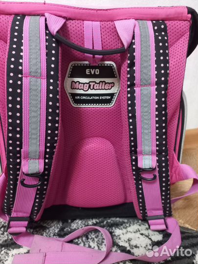 Продам ранец для девочки