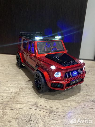 Металическая модель гелик 1:18 28см