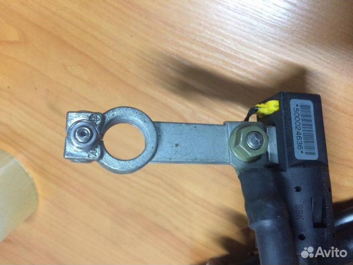 Провод акб (+) Bmw X3 E83 M54B25