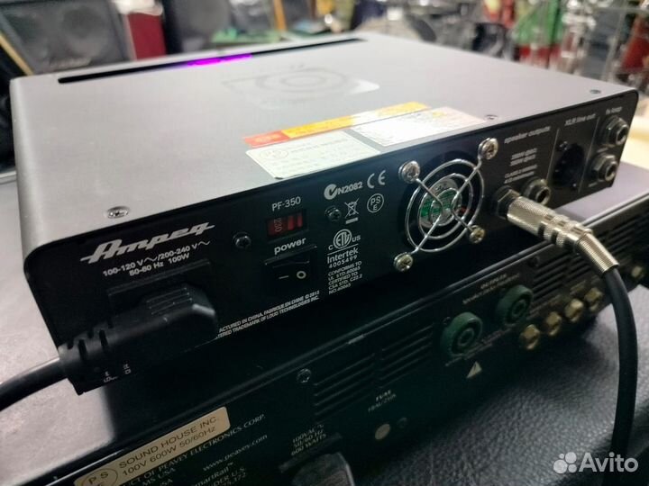 Басовый усилитель ampeg PF-350