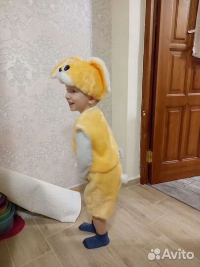 Костюм зайчика на 3-4 годика