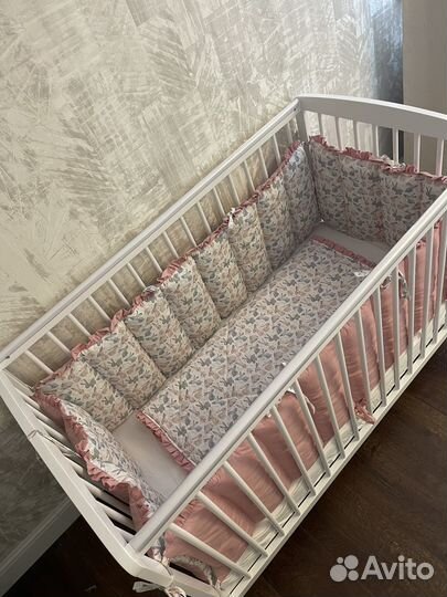 Детская кроватка