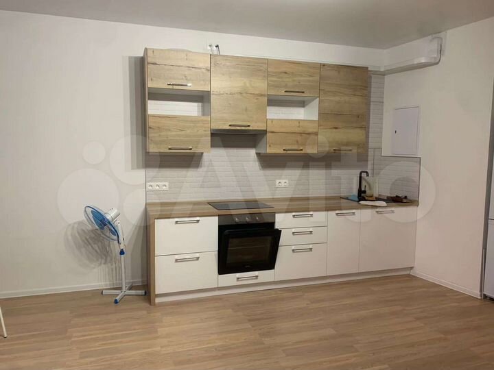 2-к. квартира, 60 м², 7/17 эт.