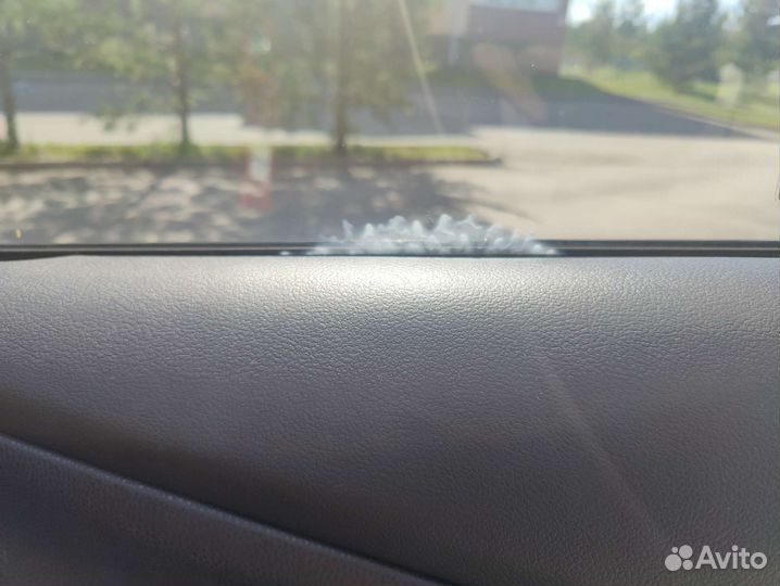 Стекла передние toyota prius 50