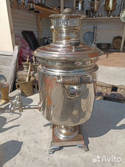 Самовар на дровах старинный.ведерный