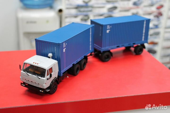 Камаз-53212 контейнеровоз с прицепом гкб-8350 1:43