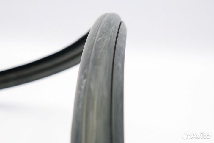 Уплотнитель стекла крышки багажника для Нива Урбан