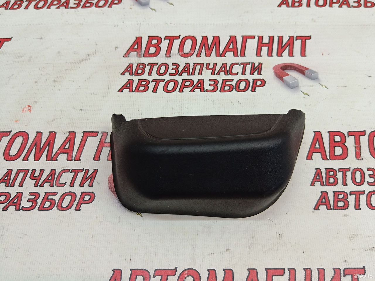 Накладка фонаря задняя левая Geely Monjaro