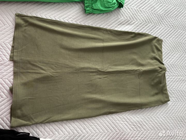 Отдам бесплатно женские вещи пакетом