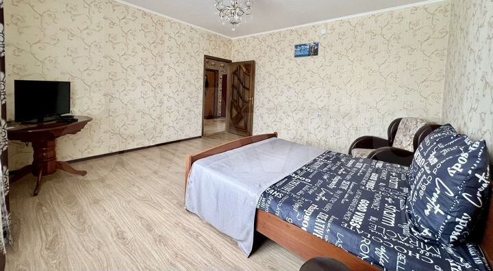 2-к. квартира, 80 м², 9/16 эт.
