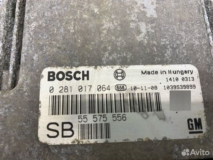 Блок управления двигателем Opel Zafira B Z19DTH