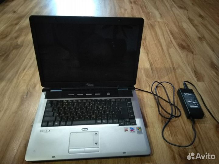 Ноутбук Fujitsu Siemens amilo M1437G б/у