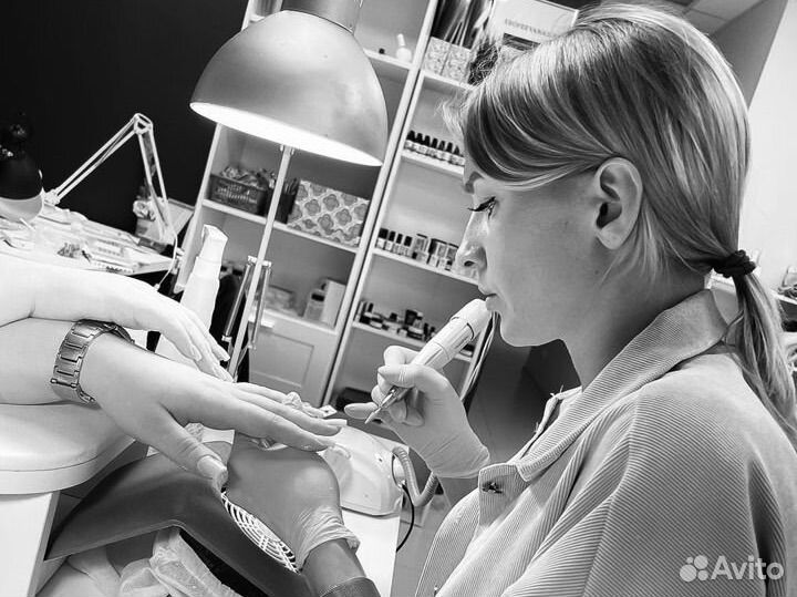 Маникюр,гель-лак,наращивание ногтей