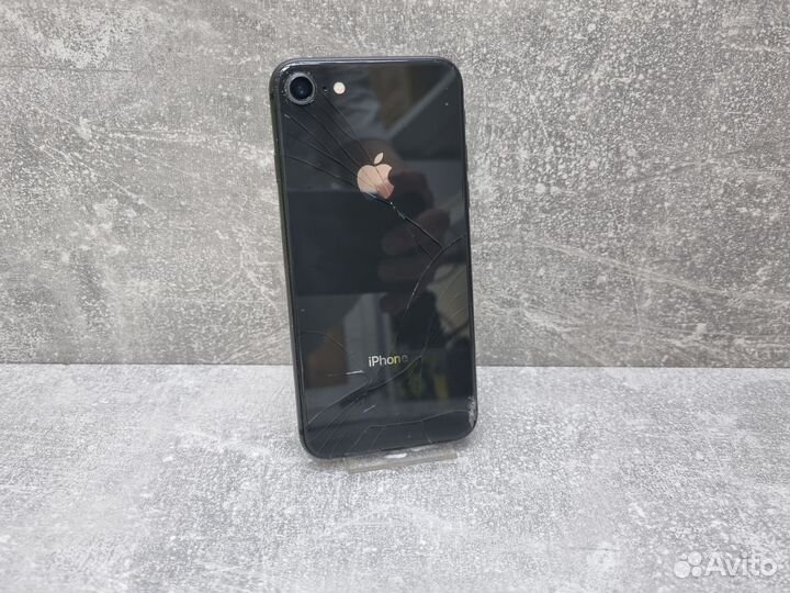 iPhone 8, 64 ГБ