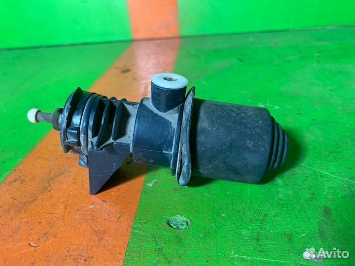 Корректор фар механический Renault Logan K7JA710