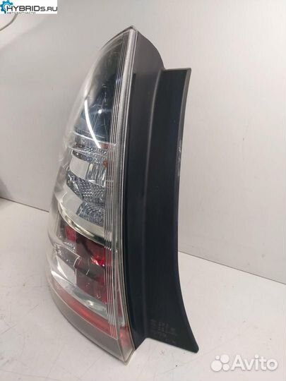 Фонарь задний левый Toyota Prius 2 NHW20
