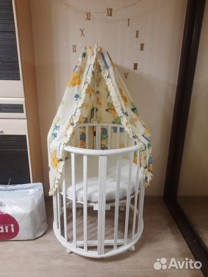 Детская кроватка