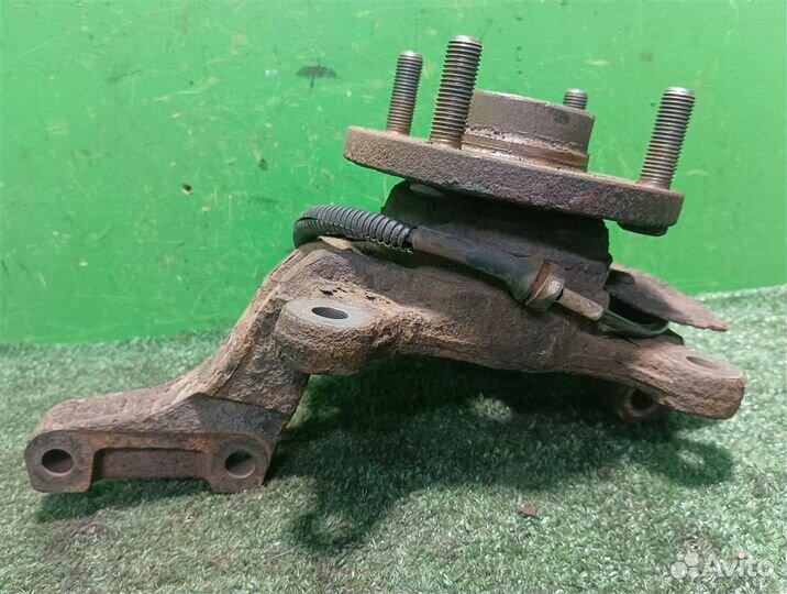 Кулак передний левый Chevrolet Lacetti 2006